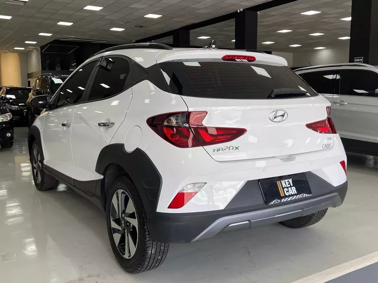 Hyundai HB20X Branco 6