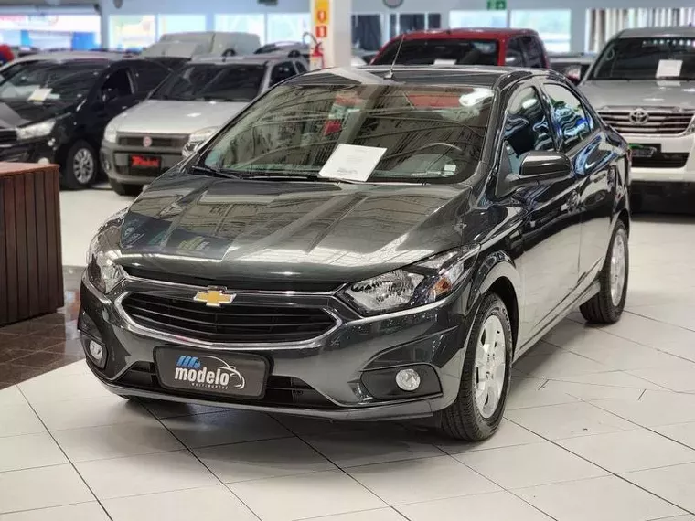 Chevrolet Prisma Cinza 14