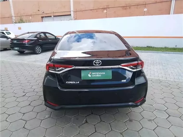 Toyota Corolla Preto 8