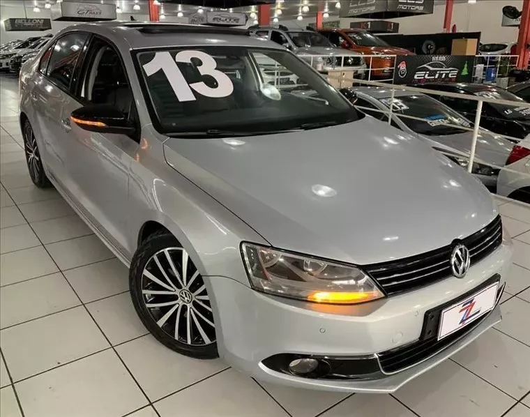 Volkswagen Jetta Prata 5