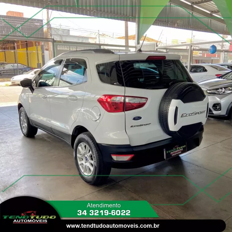 Ford Ecosport Branco 7