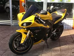 YZF R1