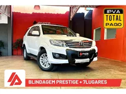 Toyota Hilux SW4