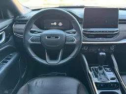 Jeep Commander