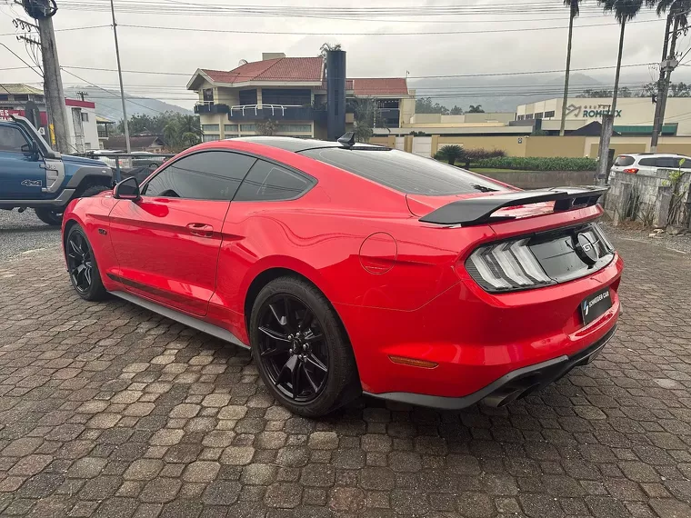 Ford Mustang Vermelho 7