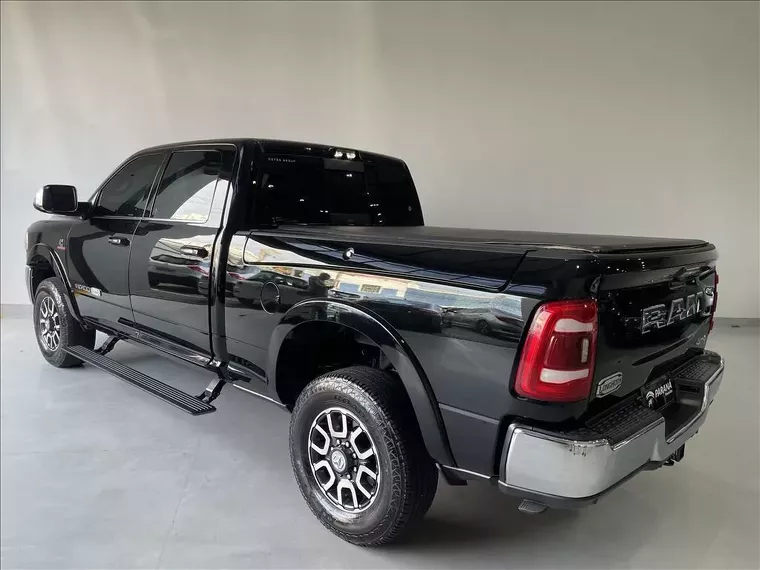 RAM 3500 Preto 2