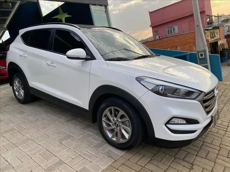 Hyundai Tucson Branco 6