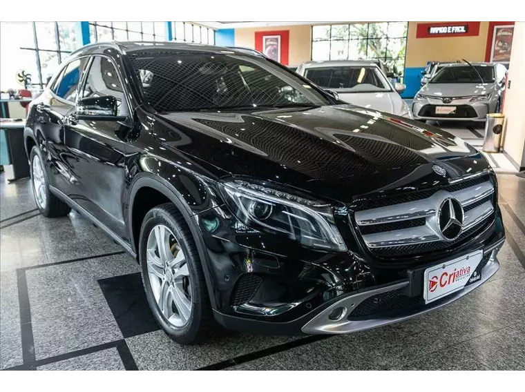 Mercedes-benz GLA 200 Preto 14