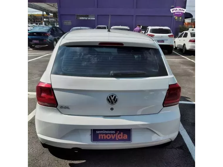 Volkswagen Gol Branco 4