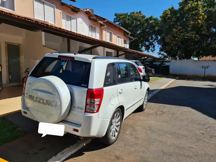 Suzuki Grand Vitara Branco 3