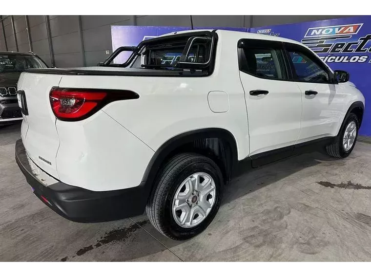 Fiat Toro Branco 9