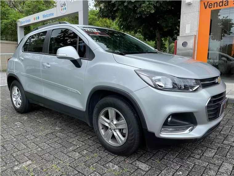 Chevrolet Tracker Prata 12