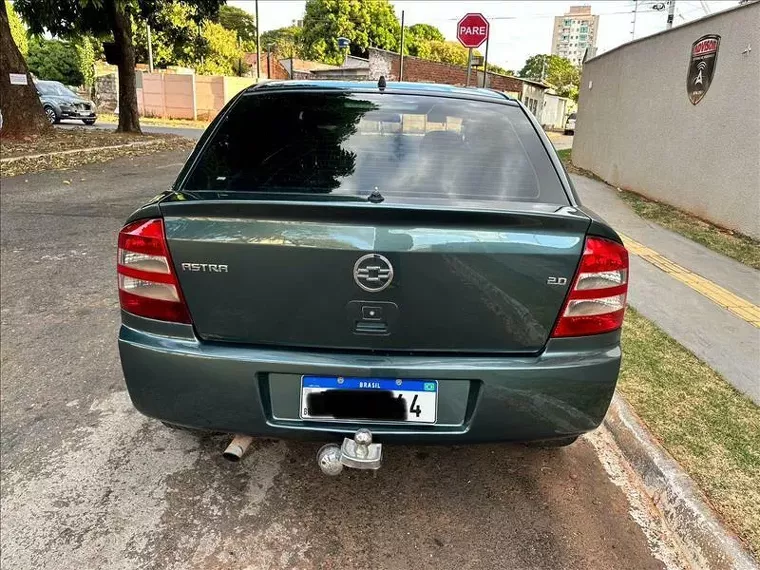 Chevrolet Astra Verde 11