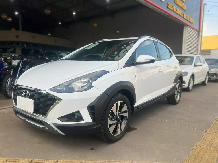 Hyundai HB20X Branco 5