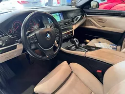 BMW 550i