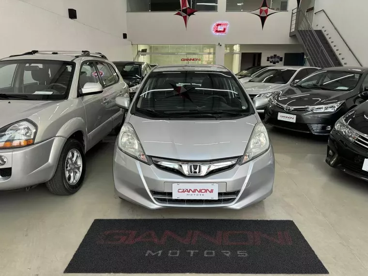 Honda FIT Prata 2