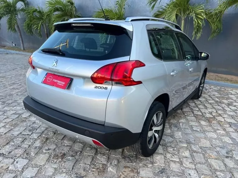 Peugeot 2008 Prata 4