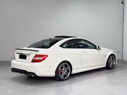 Mercedes-benz C 63 AMG