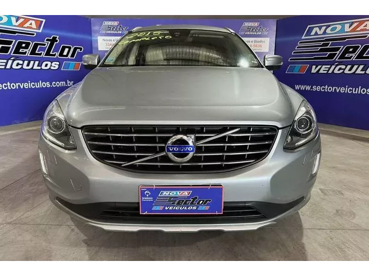 Volvo XC60 Prata 10