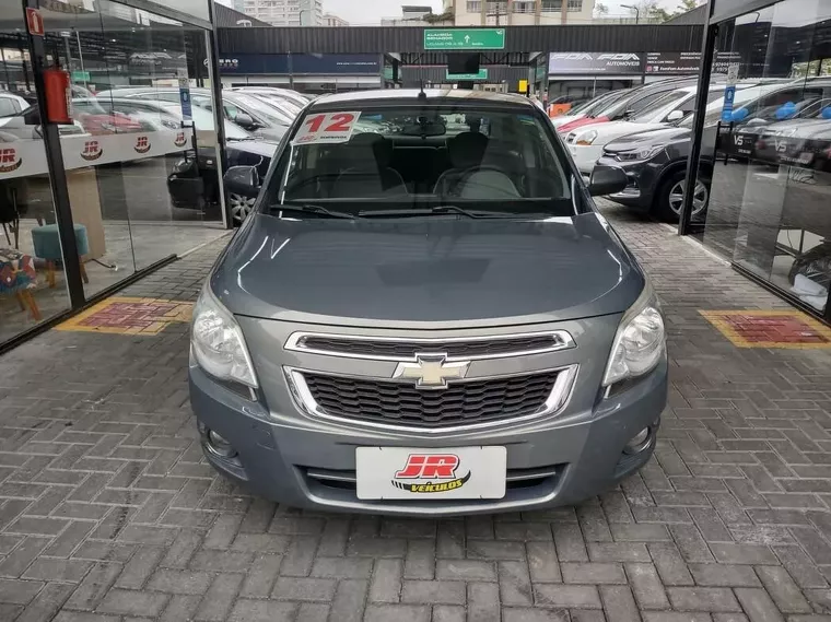 Chevrolet Cobalt Cinza 1