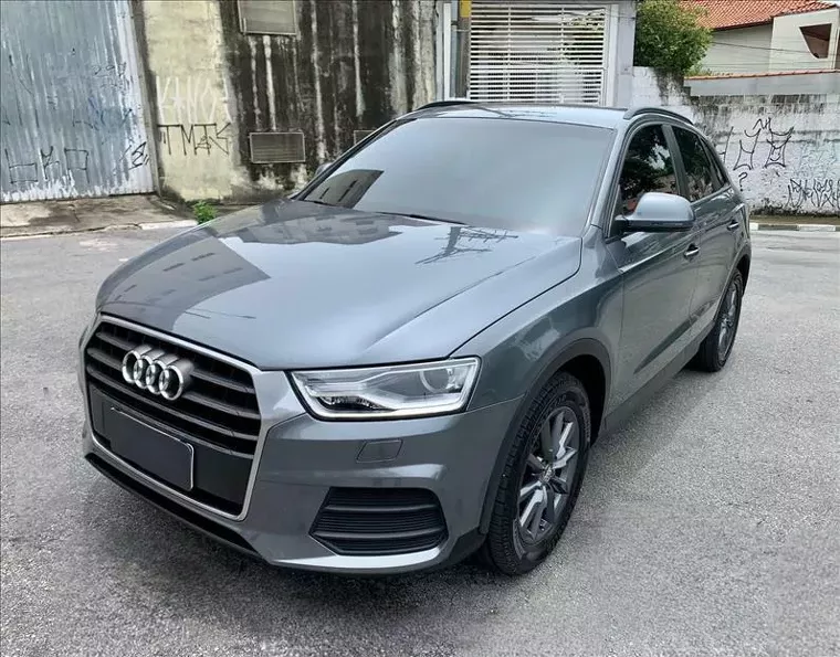 Audi Q3 Cinza 2