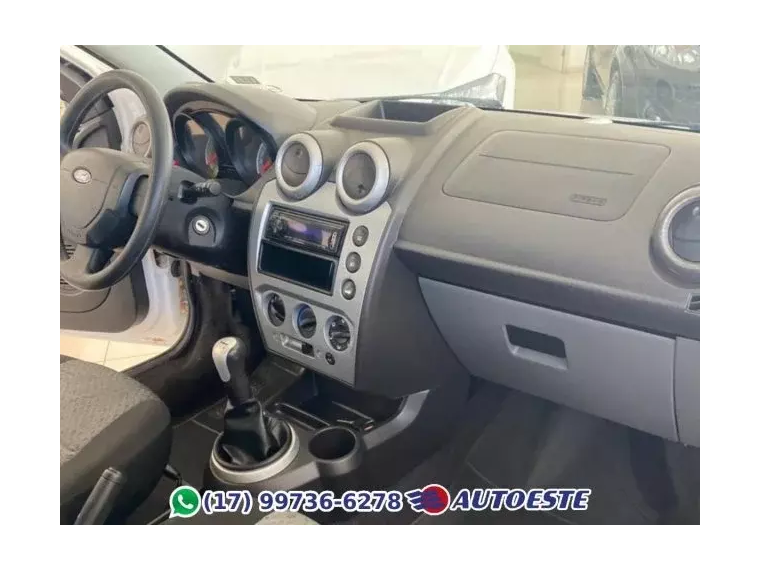 Ford Fiesta Branco 7