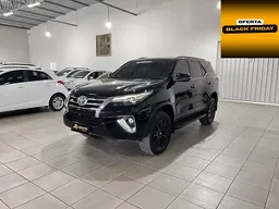 Toyota Hilux SW4
