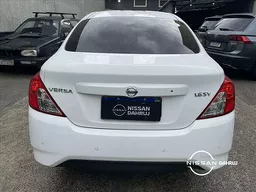 Nissan Versa