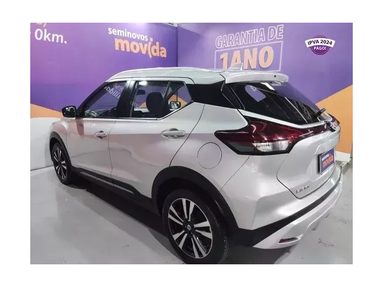 Nissan Kicks Prata 1