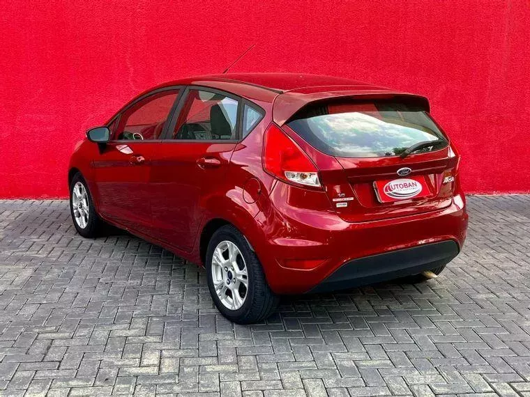 Ford Fiesta Vermelho 10