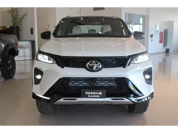 Toyota Hilux SW4