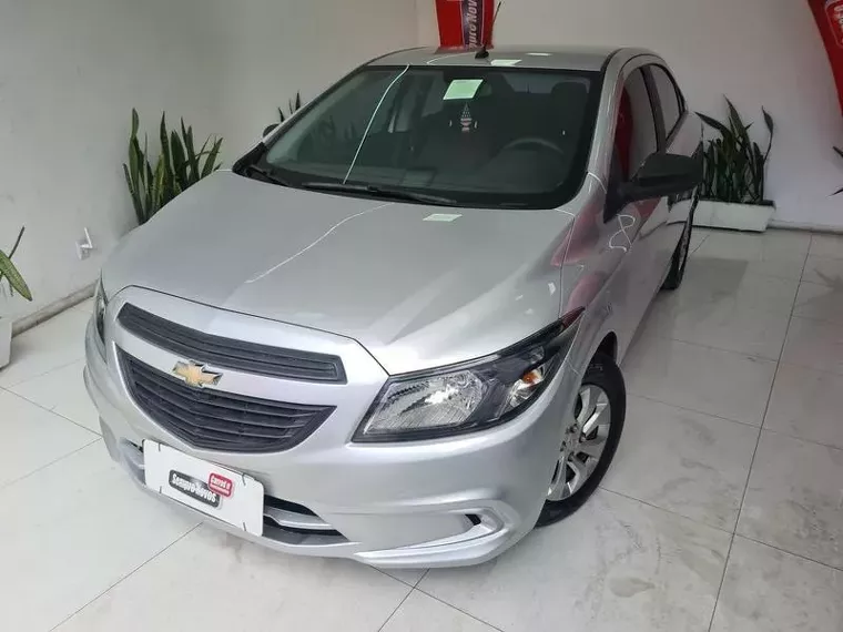 Chevrolet Prisma Prata 4