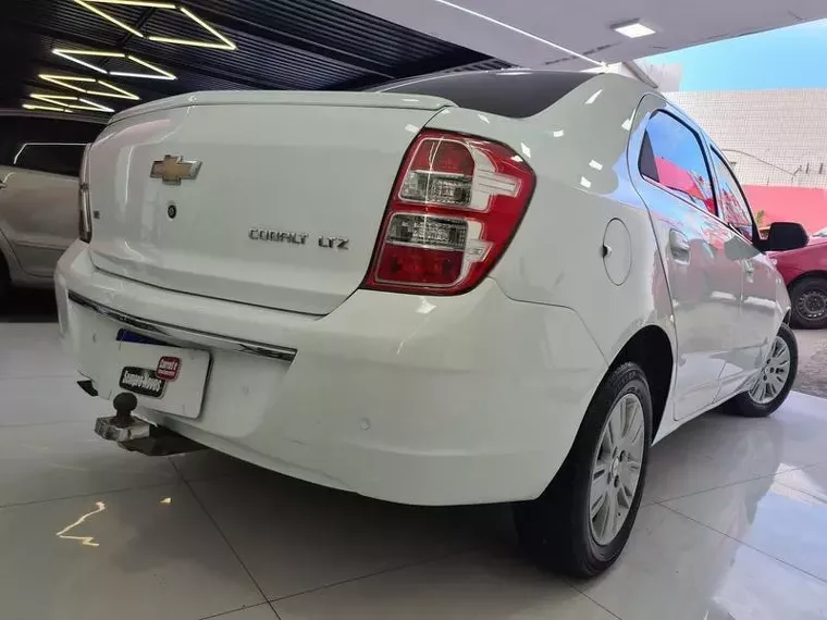 Chevrolet Cobalt Branco 6