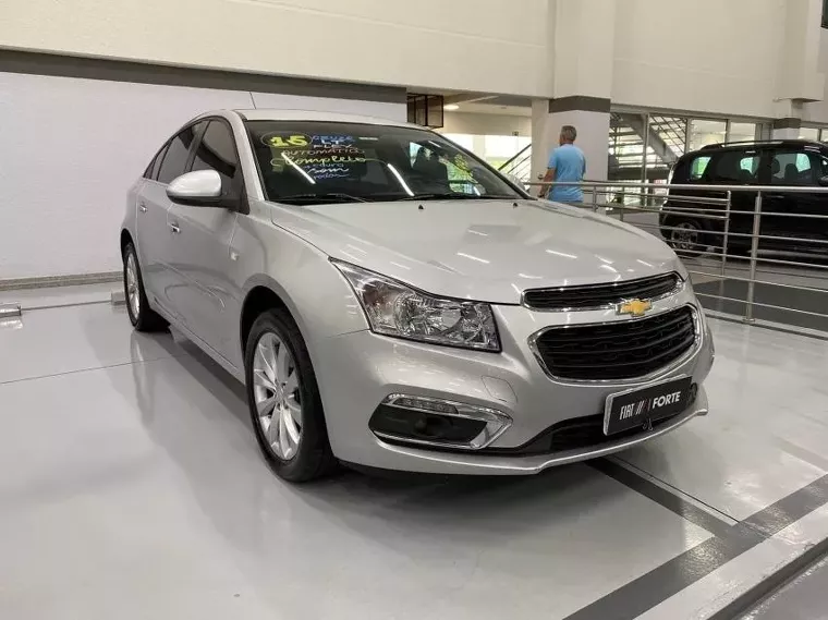 Chevrolet Cruze Prata 7