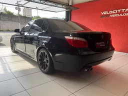 BMW 550i