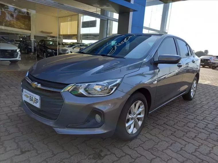 Chevrolet Onix Cinza 6