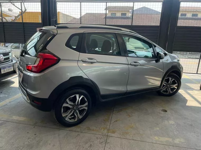 Honda WR-V Prata 4