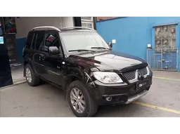 Mitsubishi Pajero TR4