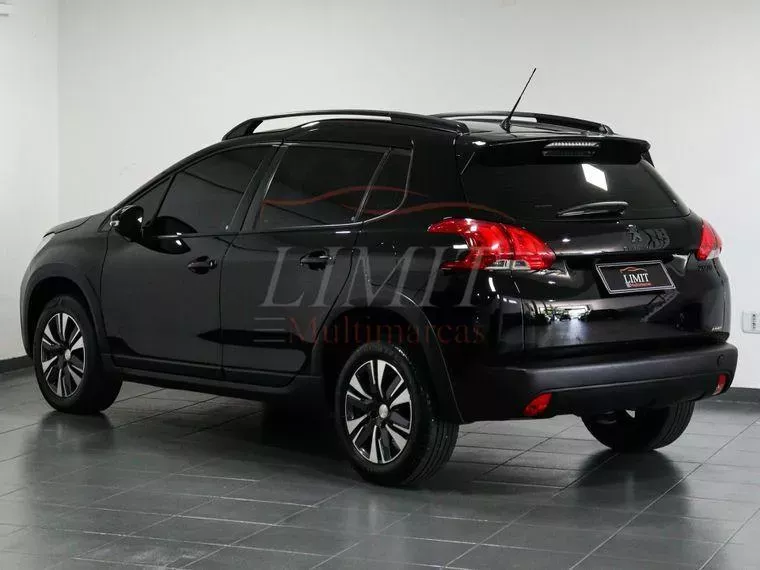 Peugeot 2008 Preto 8