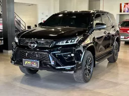 Toyota Hilux SW4