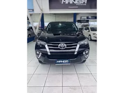 Toyota Hilux SW4