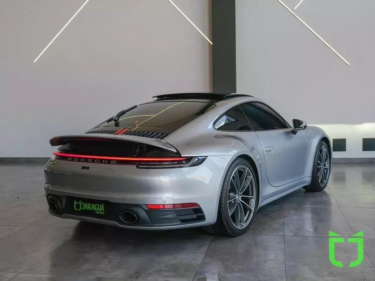 Porsche 911 Prata 14