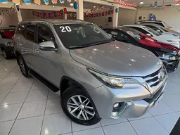 Toyota Hilux SW4