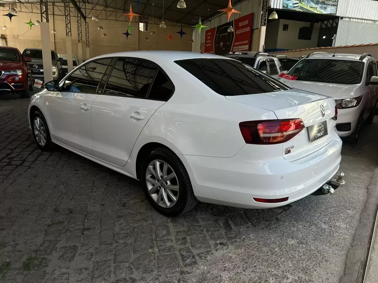 Volkswagen Jetta Branco 5