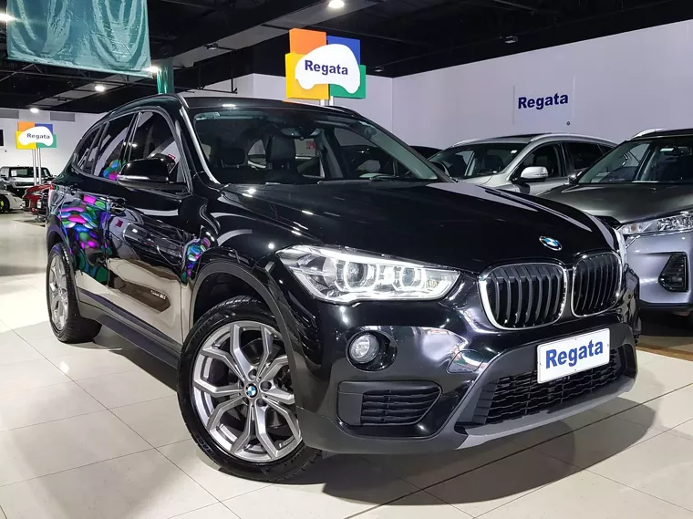 BMW X1 Preto 1