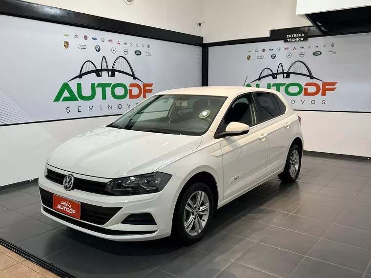 Volkswagen Polo Hatch Branco 8