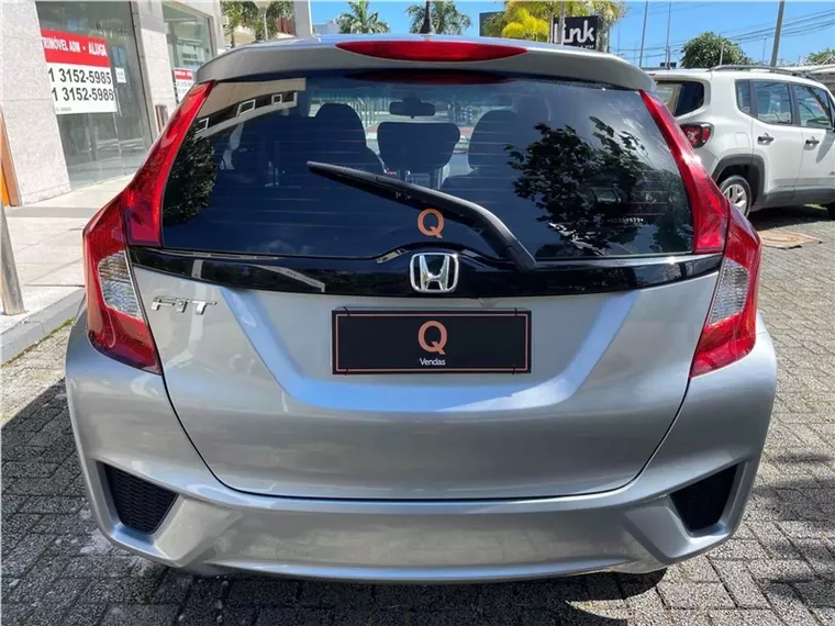 Honda FIT Prata 16