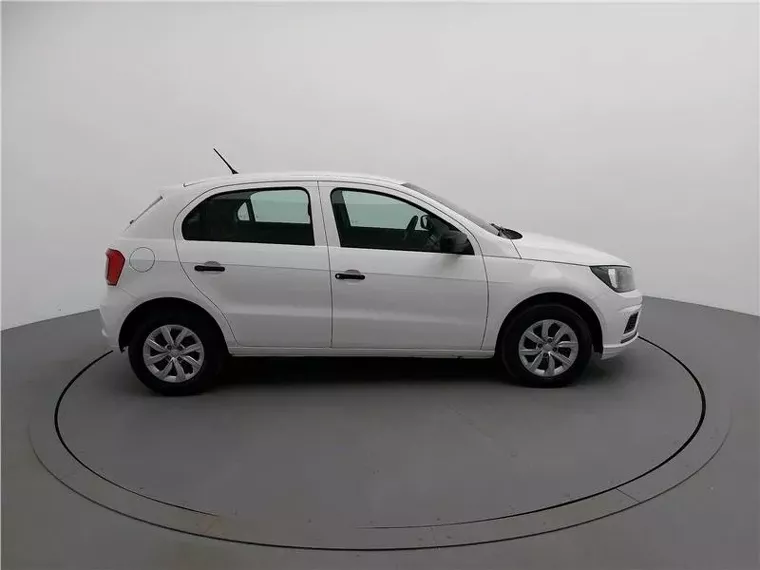 Volkswagen Gol Branco 10