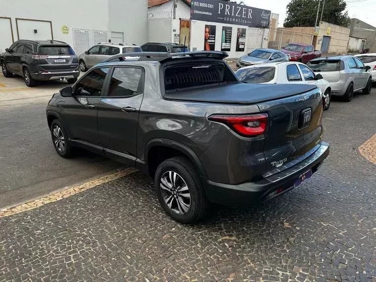 Fiat Toro Cinza 4