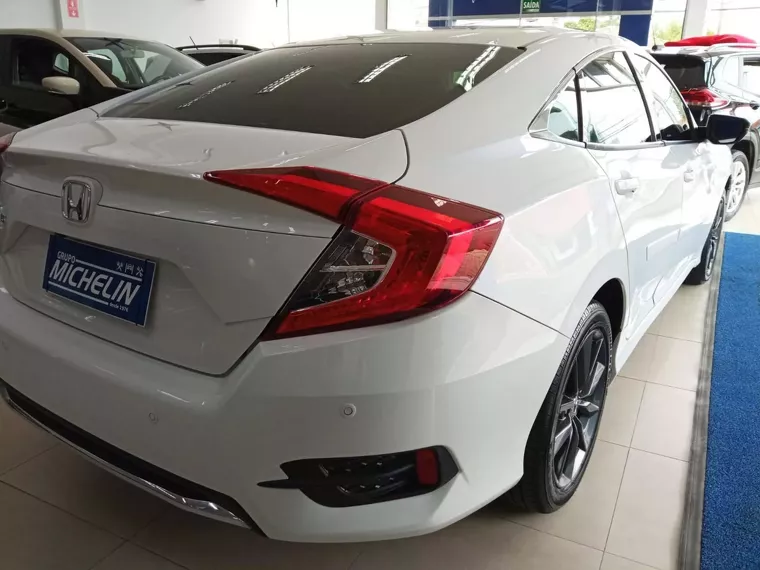 Honda Civic Branco 10